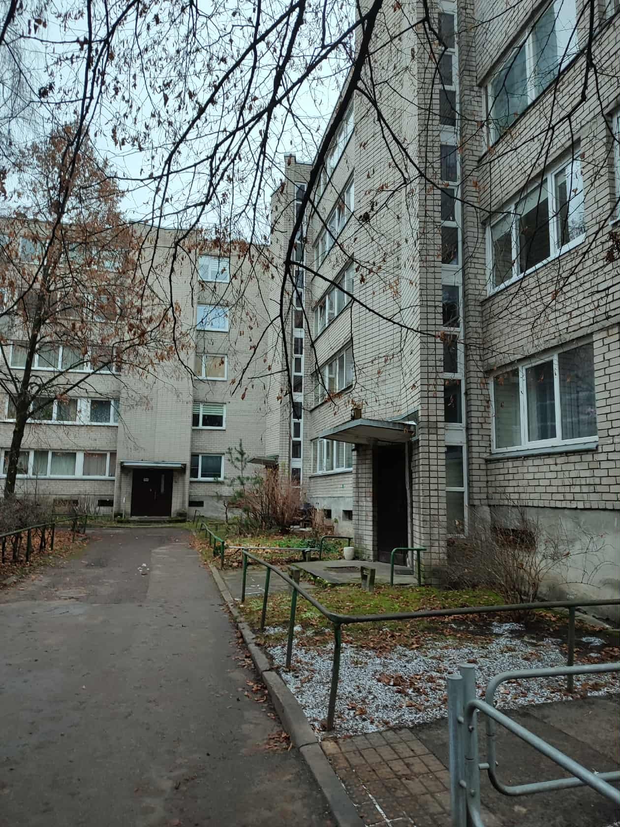 b657f364-aa55-4d04-82ab-1239ee89b612