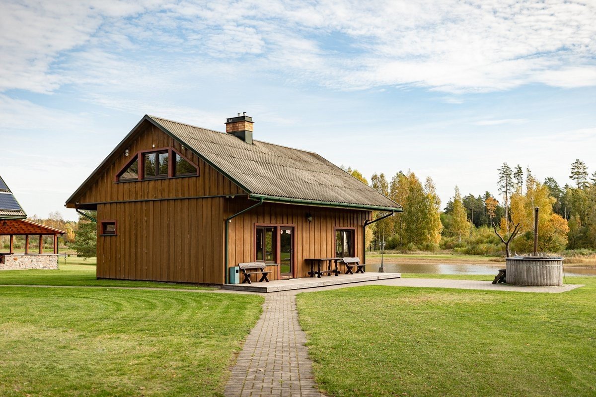 sakiu-r-sav-naidynes-k-karkasine-sodyba (3)